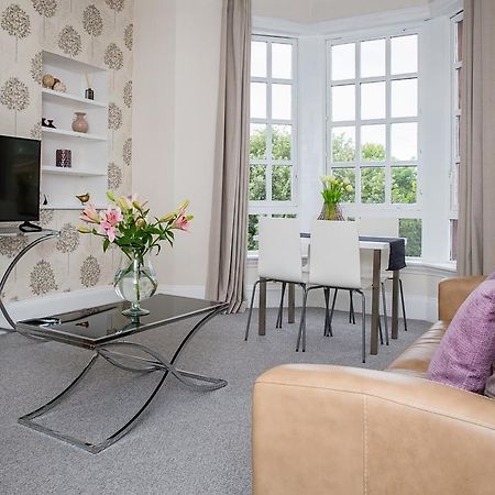 Prestwick Town Center Flat Lägenhet Exteriör bild